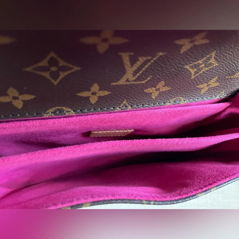 Limited Edition 
Louis Vuitton Pochette Metis Patches Bag - Picture 8 of 8